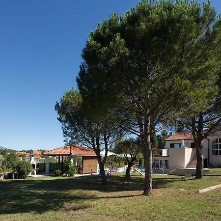 Rosy Rovinj