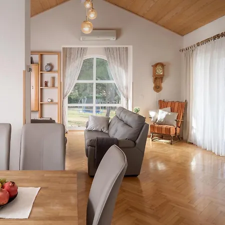 Rosy Holiday home